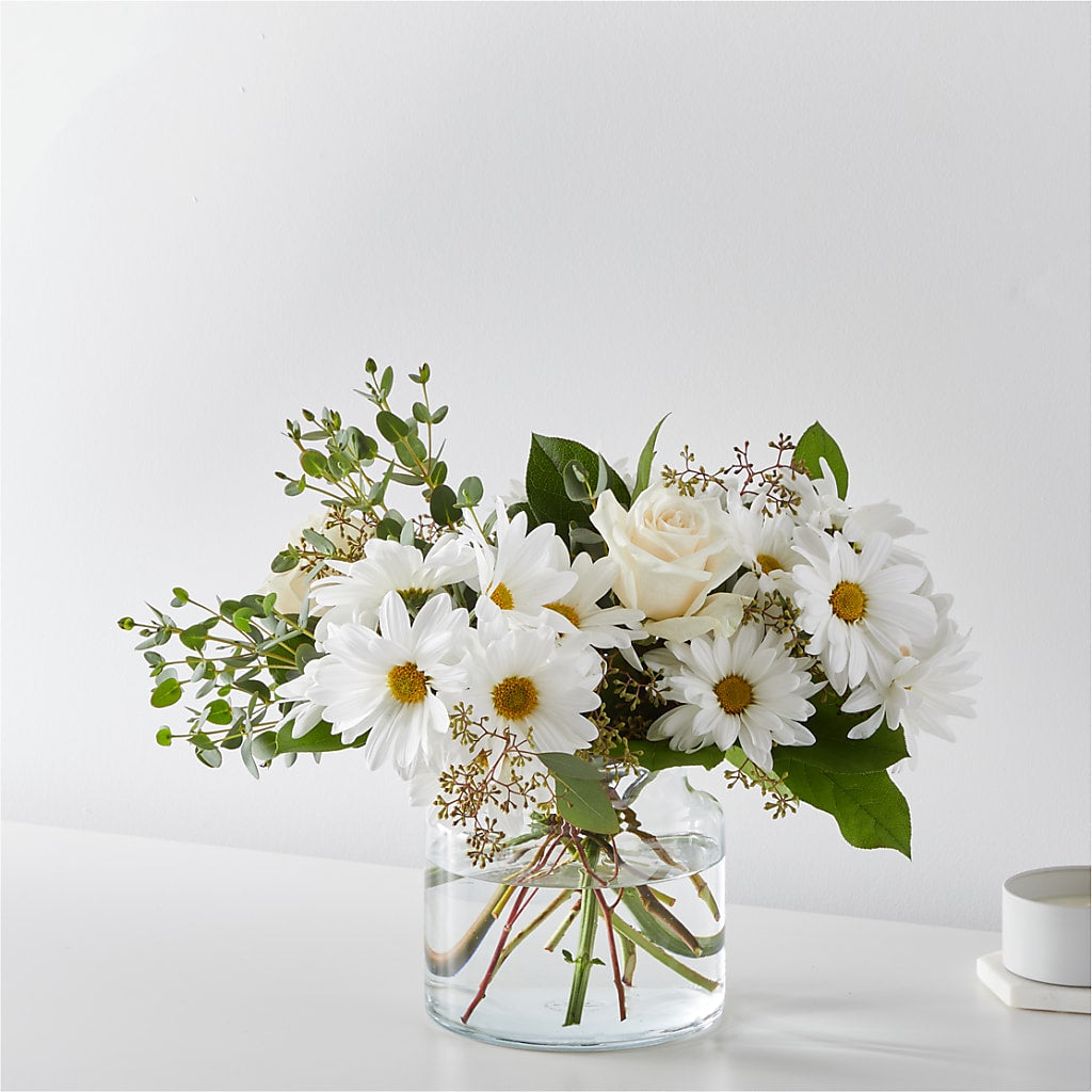 Fresh Linen Bouquet – Dalias Flowers, Cornelius NC
