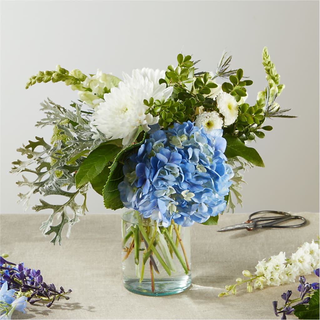 Festival of Lights – A Florist Original – Dalias Flowers, Cornelius NC