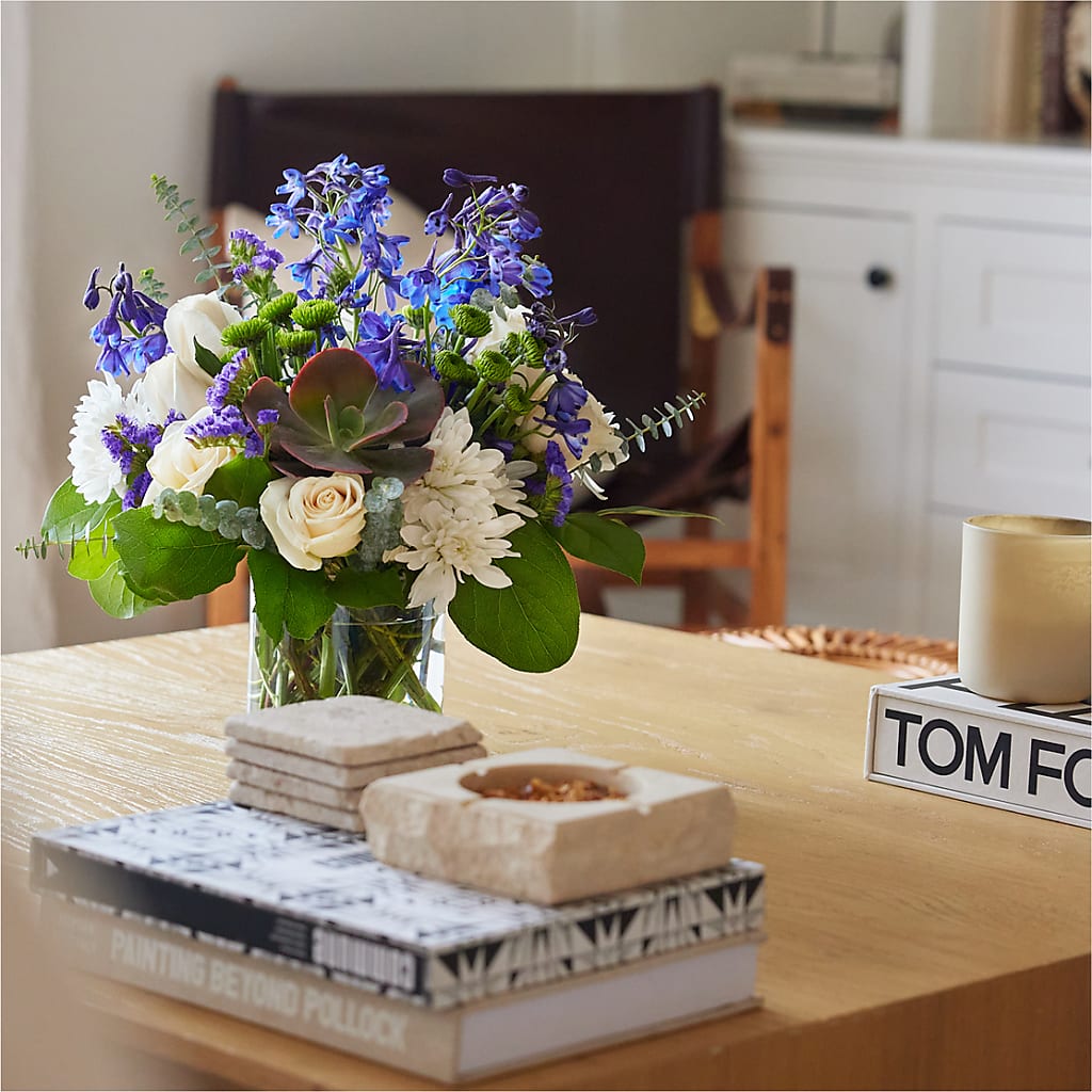 Cerulean Waves Bouquet – Dalias Flowers, Cornelius NC