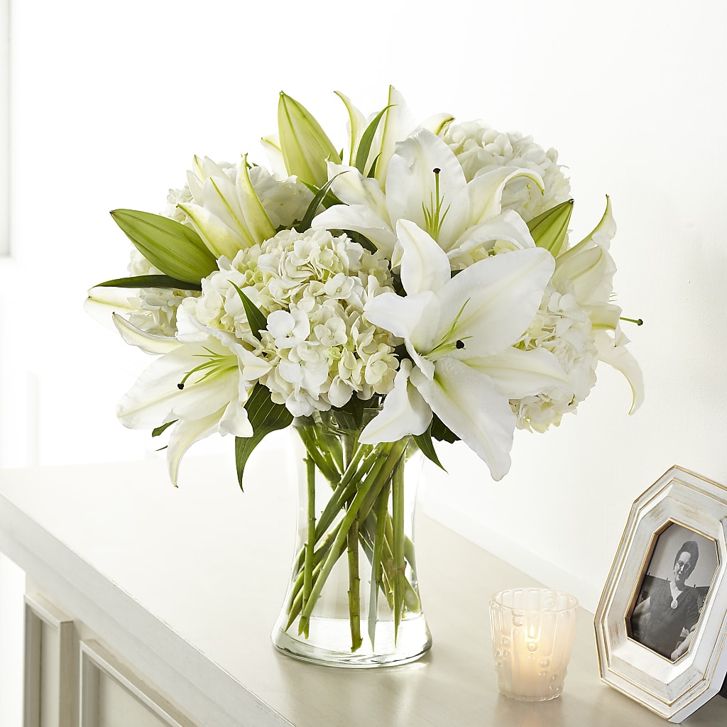 Compassionate Lily Bouquet – Dalias Flowers, Cornelius NC