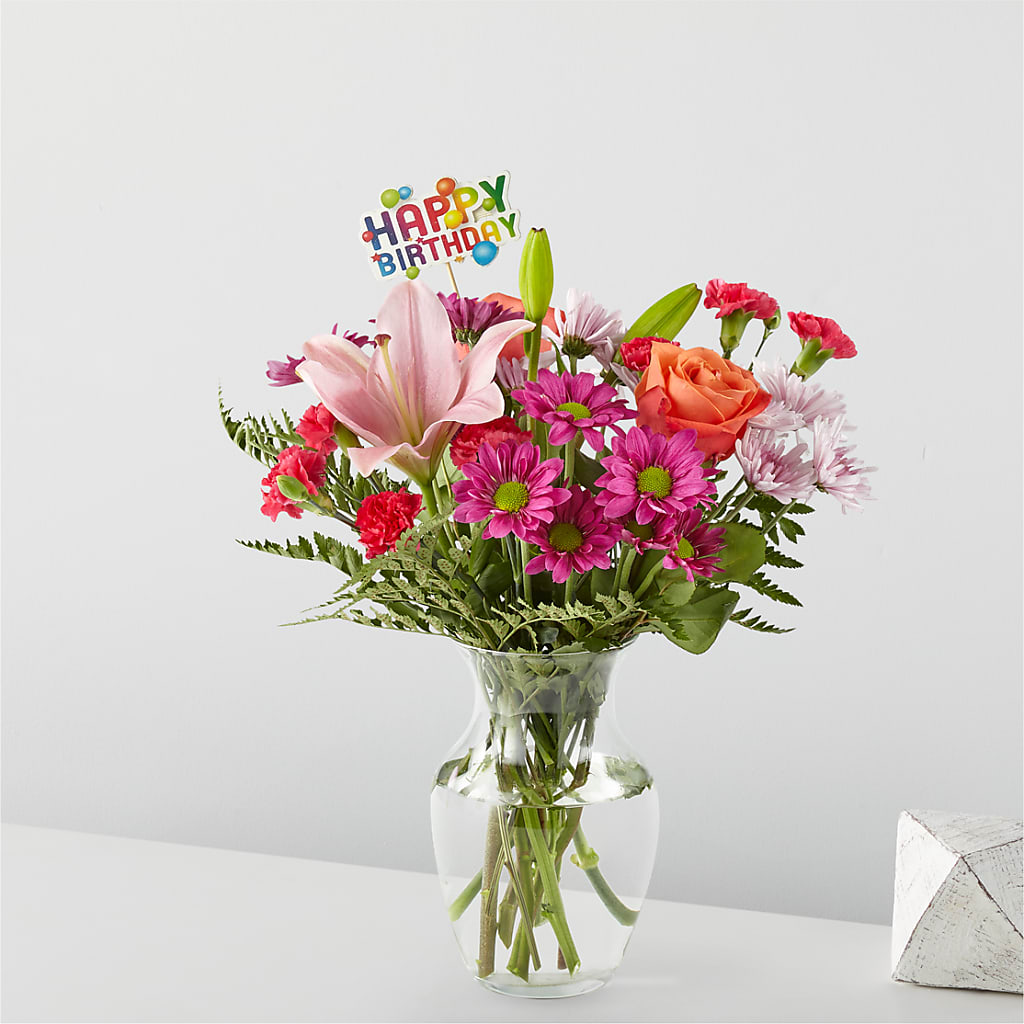 Light of My Life Bouquet & Happy Birthday Topper – Dalias Flowers, Cornelius NC