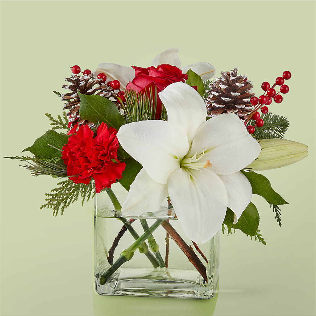 Glistening Icicles Bouquet – Dalias Flowers, Cornelius NC
