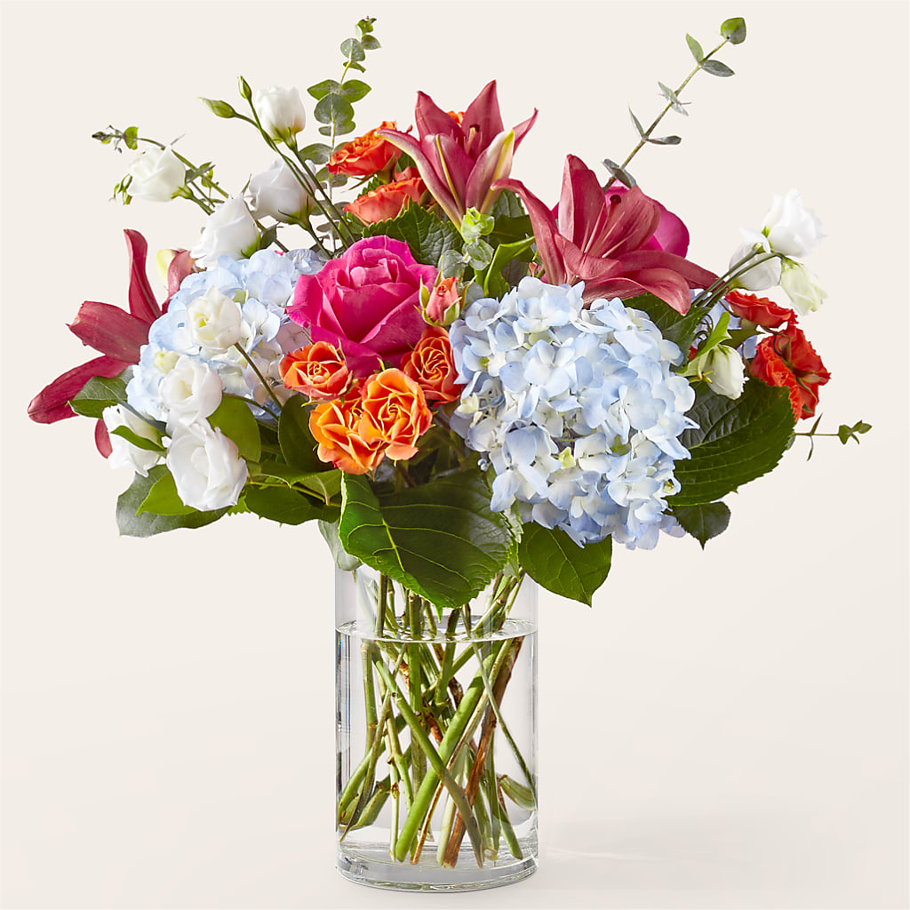 Awestruck Luxury Bouquet – Dalias Flowers, Cornelius NC