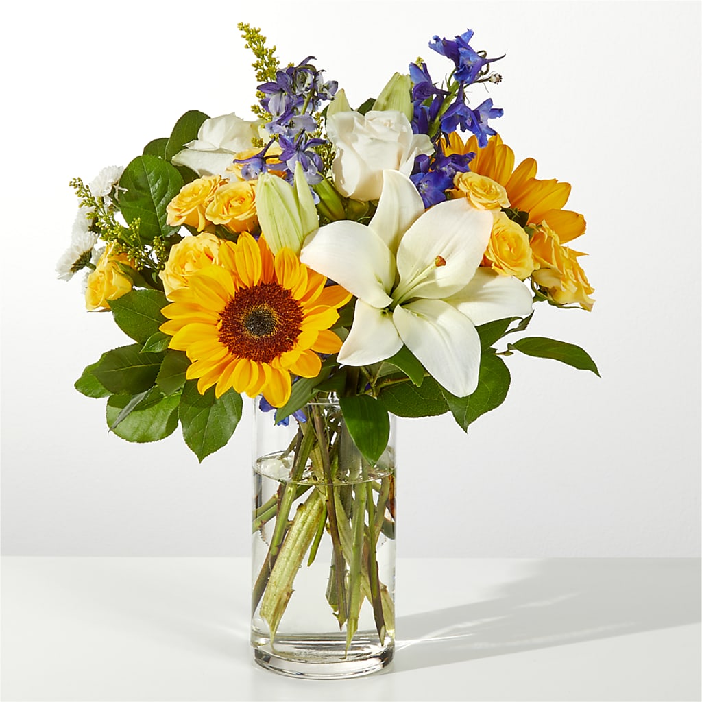 Wonderfully Sunny Bouquet – Dalias Flowers, Cornelius NC