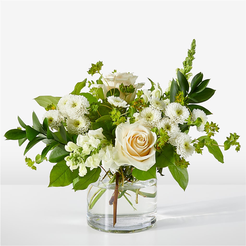 Hint of Vanilla Bouquet – Dalias Flowers, Cornelius NC