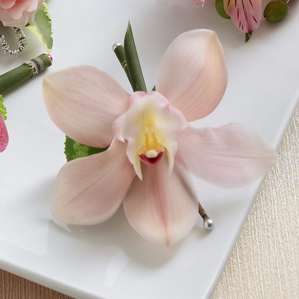 Pink Cymbidium Boutonniere – Dalias Flowers, Cornelius NC