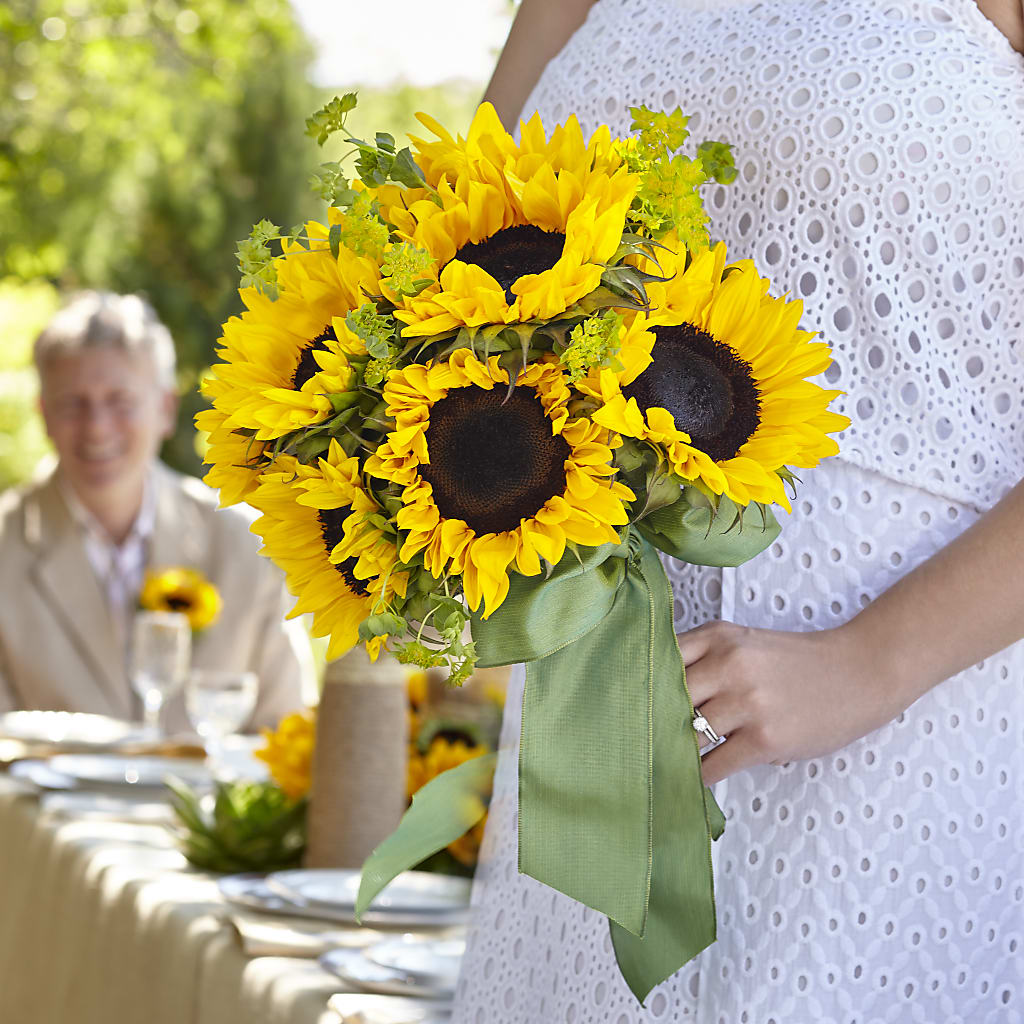 Free Spirit Bouquet – Dalias Flowers, Cornelius NC
