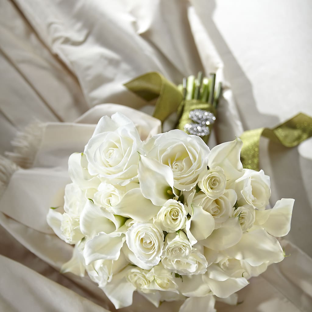 Serene Highness Bouquet – Dalias Flowers, Cornelius NC