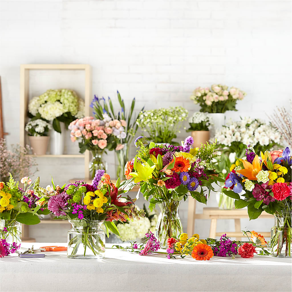 Bold & Bright – A Florist Original –  Dalias Flowers, Cornelius NC