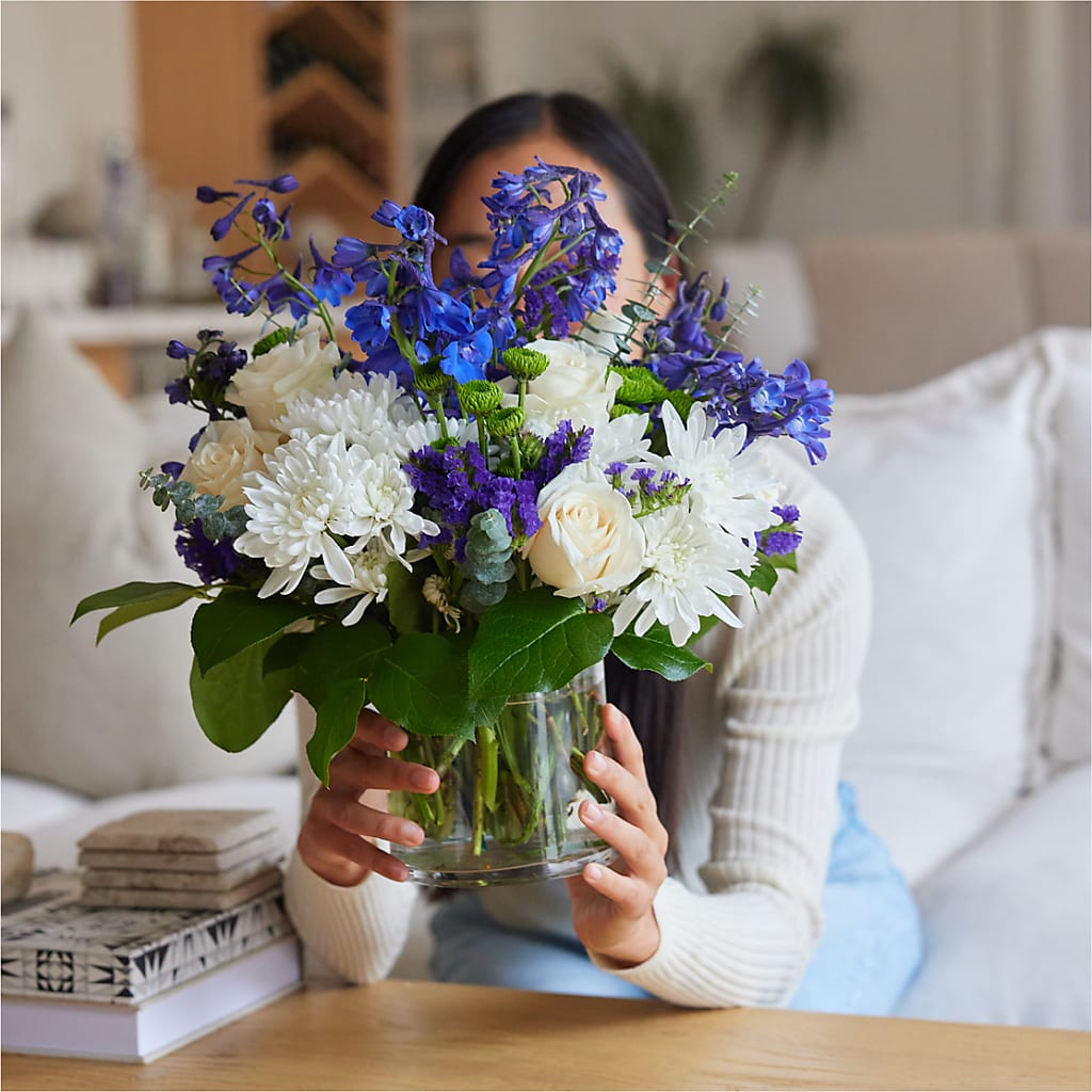 Cerulean Waves Bouquet –  Dalias Flowers, Cornelius NC