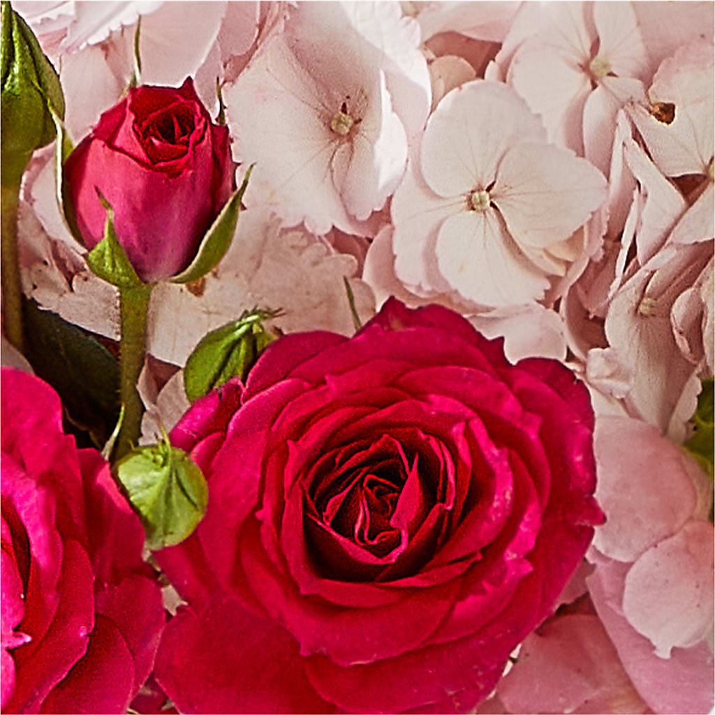 Glitz & Glam Bouquet –  Dalias Flowers, Cornelius NC
