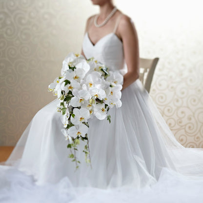 Classic White Bouquet –  Dalias Flowers, Cornelius NC