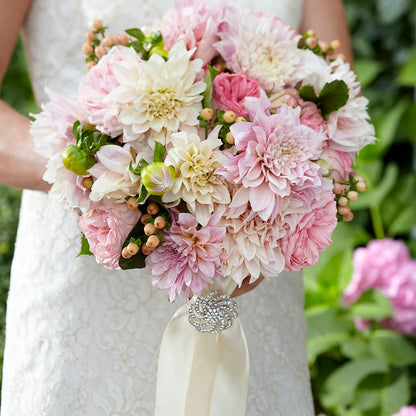 Heart's Promise Bouquet –  Dalias Flowers, Cornelius NC