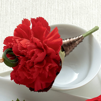 Red Carnation Boutonniere –  Dalias Flowers, Cornelius NC